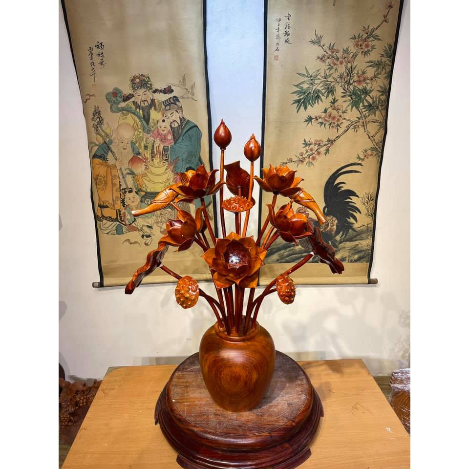 Bình hoa sen gỗ hương