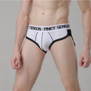 Quần lót nam độn mông