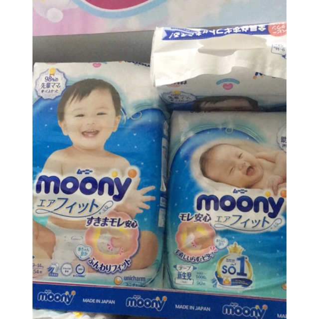 {Mẫu mới}Bỉm Moony dán Newborn 90,S84,M64,L54 Quần/ M58,L44,XL38,XXl26.