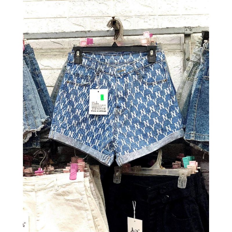 Short thêu Chữ LV