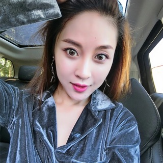 Bông tai xoắn độc lạ