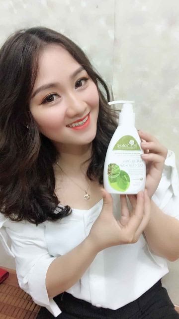 [Bác Sĩ Phụ Sản Khuyên Dùng] Dung Dịch Vệ Sinh Phụ Nữ Trầu Không I'm Nature 150ml (Xài Là Ưng)