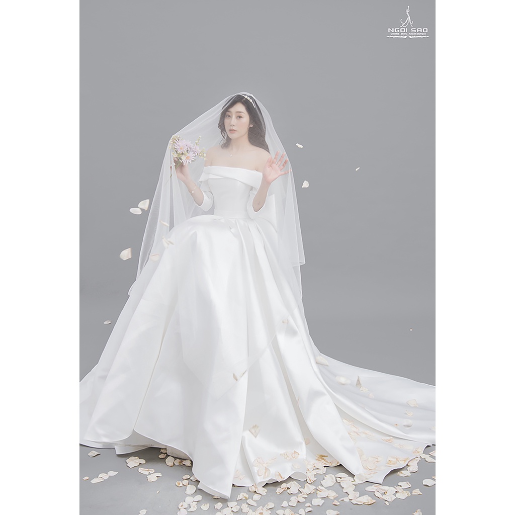 Váy cưới thiết kế Akina Luxury AC09