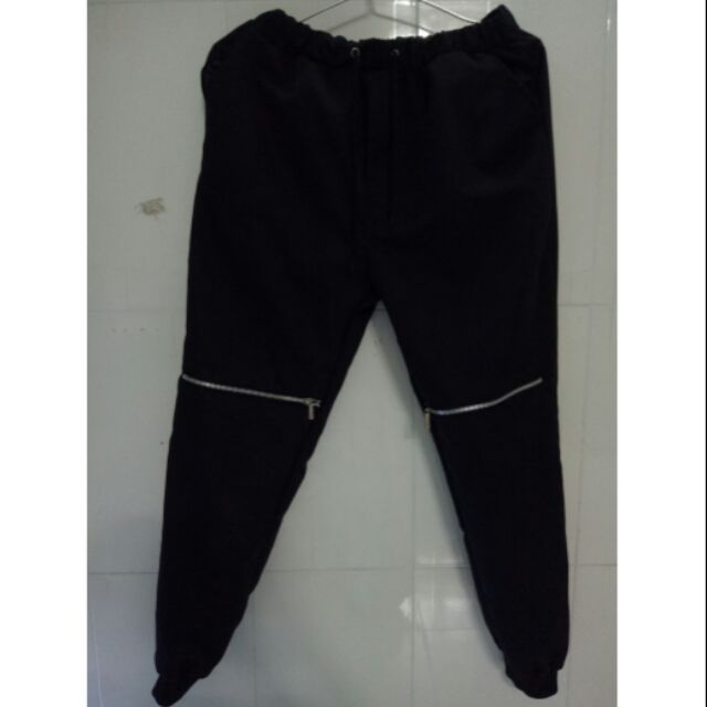 Quần jogger nam kéo khóa đùi