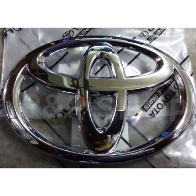 Logo lưới tản nhiệt phía trước TOYOTA INNOVA 2012 -AVANZA 2012 Chính hãng