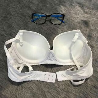 Áo lót nữ thông hơi đệm mỏng vừa, áo ngực có gọng nâng Thái Lan Sister hood 915 - angel.bra