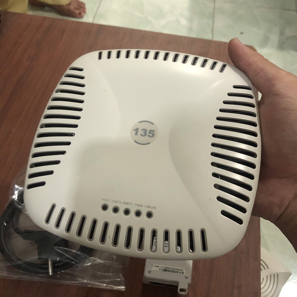 Bộ phát wifi chuyên dụng aruba ap135 hàng qua sử dụng