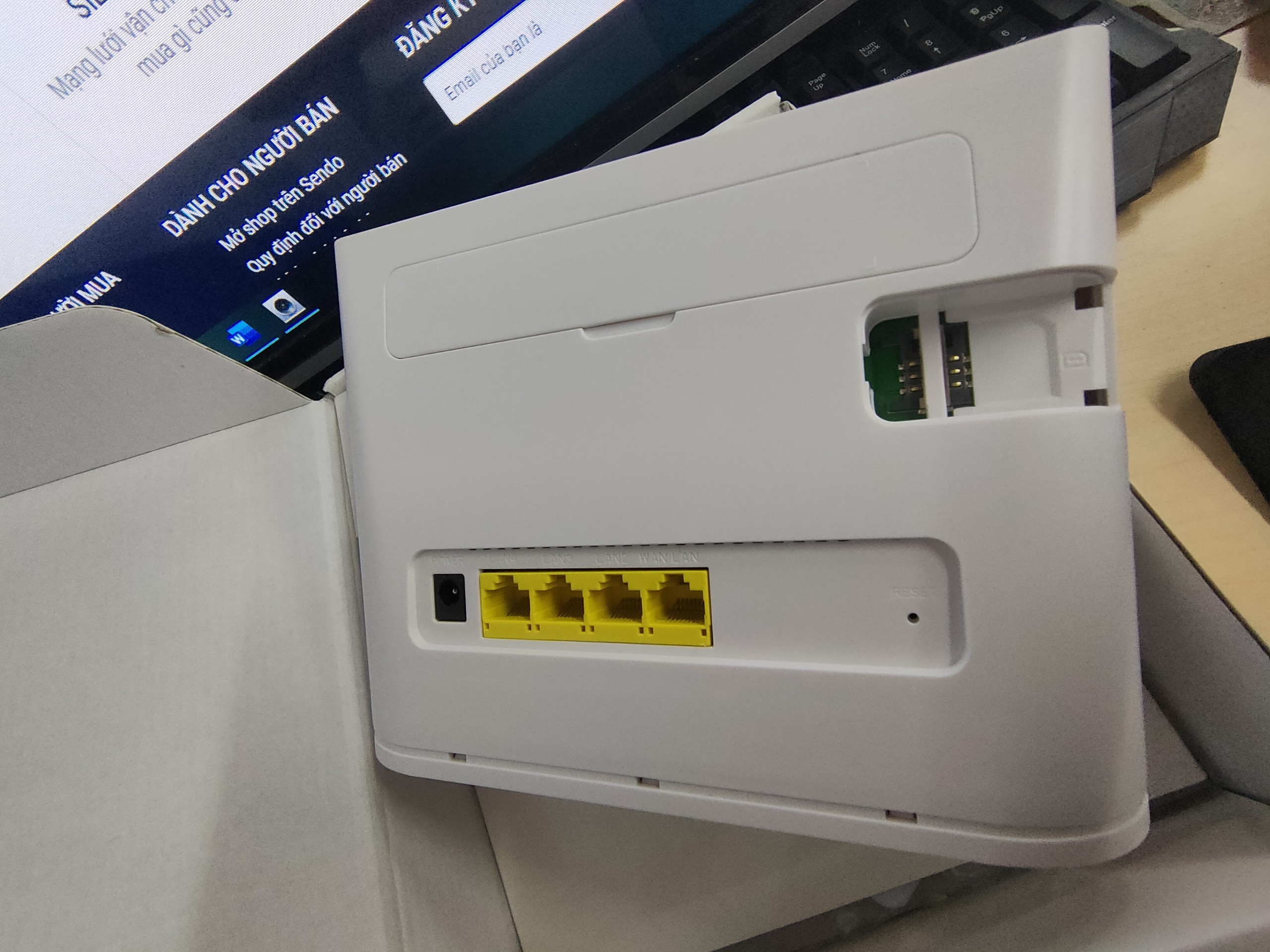 [Ảnh thật] [Chính hãng] Bộ Phát Wifi 4G/3G LTE CPE B525 tốc độ cao / 4 Cổng Lan | BigBuy360 - bigbuy360.vn