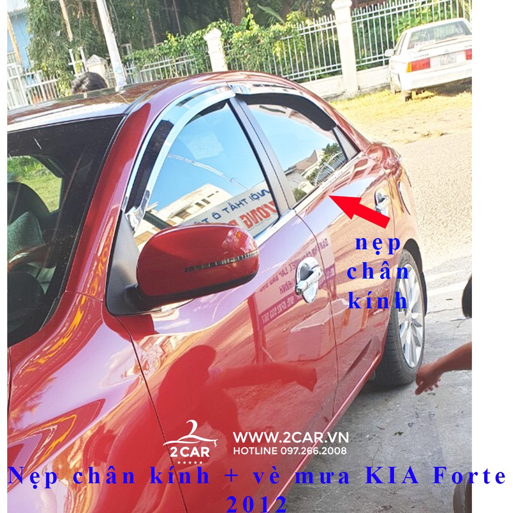 Nẹp viền chân kính Kia Forte 2010-2018