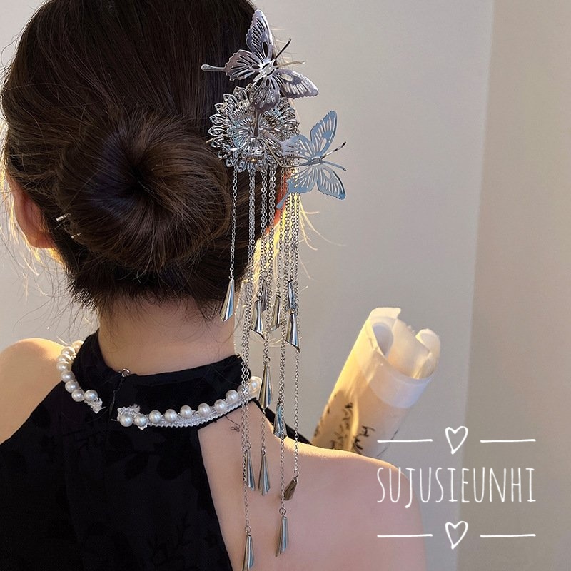 Trâm cài đầu hình bướm và hoa cúc có chuông kêu tua rua thả dài, cài tóc cosplay cổ trang