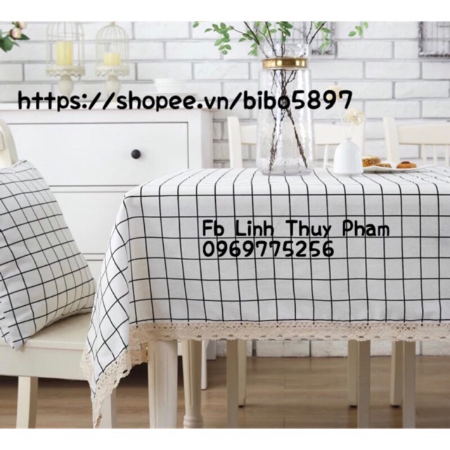 Khăn trải bàn viền ren