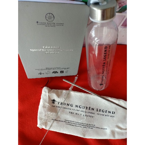 Bình đựng nước Trung Nguyên 500ml