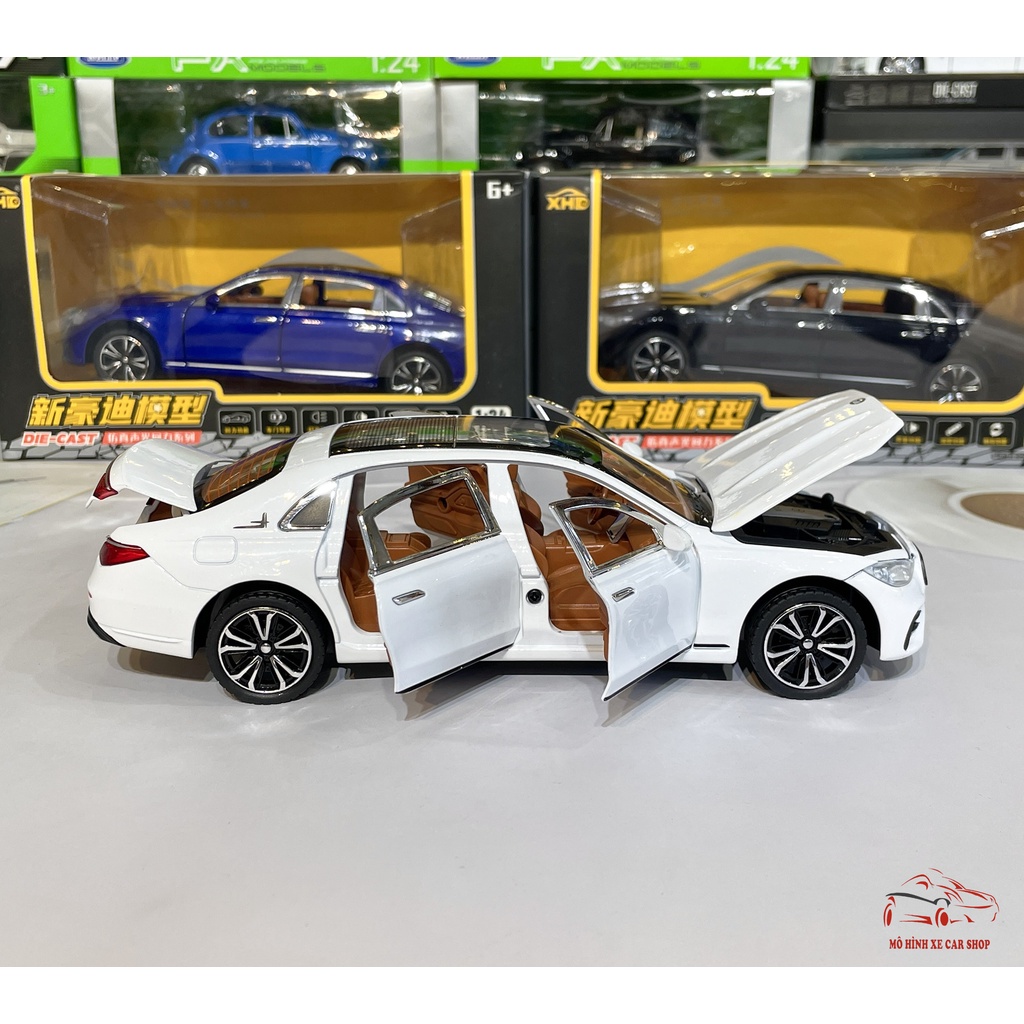 Mô hình xe kim loại Mercedes-Benz E300 Class tỉ lệ 1:24 đánh lái hãng XHD 3 màu