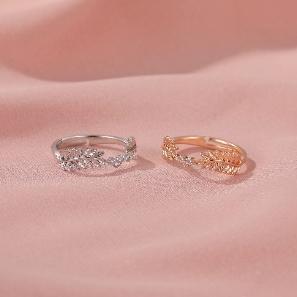 ✨ 【✅COD】 ✨New Simple Leaf Heart-shaped Ring Women Fashion Love Opening Adjustable Ring Olive Branch Ring