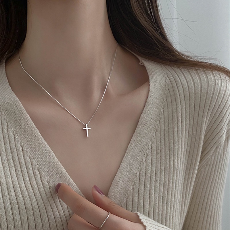 Vòng cổ mặt hình thánh giá thời trang cho nữ