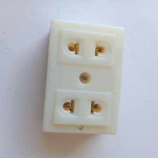 Ổ cắm 2 lỗ T30 VINAKA