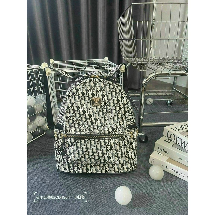 Balo đi học, đi chơi SIZE 40 M.C.M siêu hot cho nam và nữ, ngăn lớn rộng để vừa A4 laptop (cam kết hàng chuẩn ảnh)DC25