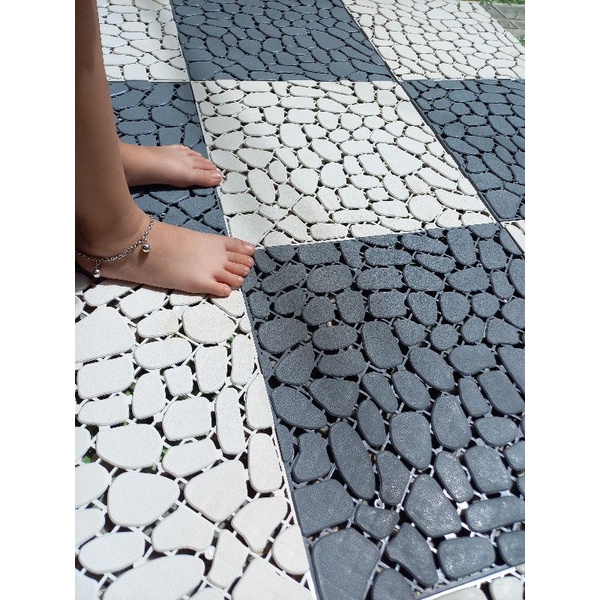 Tấm Nhựa Lót Ban Công, Sân Vườn, Nhà Tắm Kích Thước 30cm x 30cm Cao Cấp