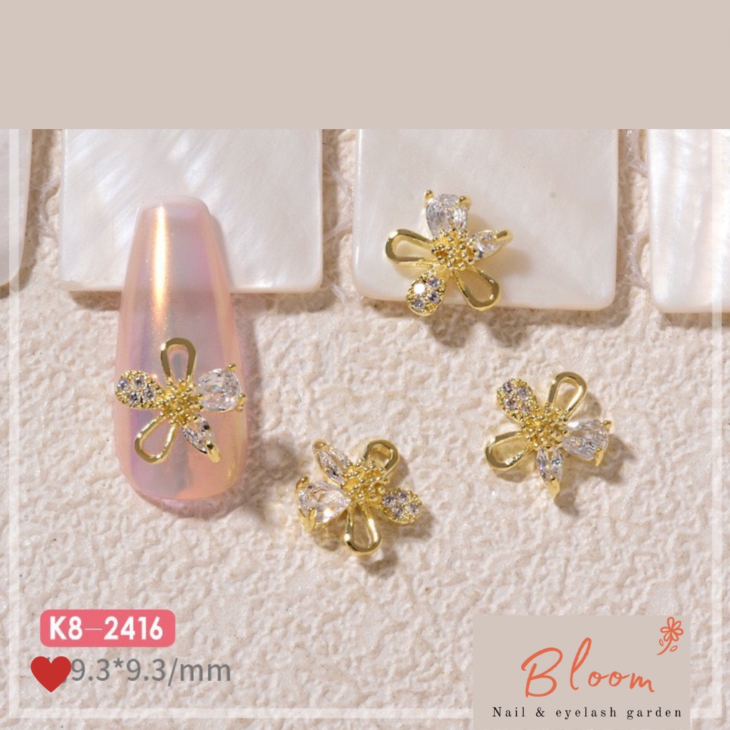 Charm nail, charm đính đá sang trọng, hot trend 2022