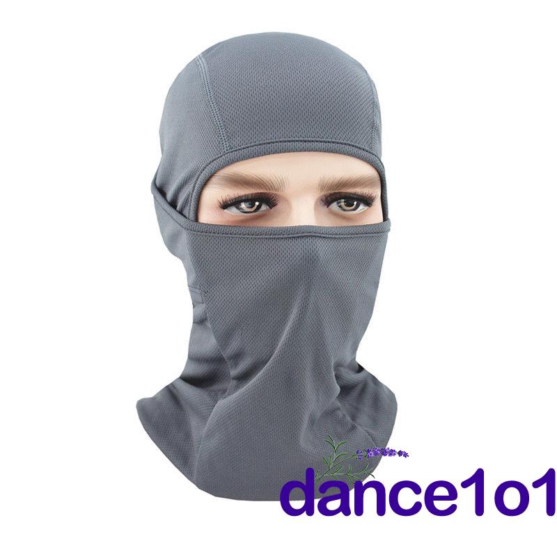 Khẩu trang trùm kín mặt dùng cho các hoạt động ngoài trời tiện dụng