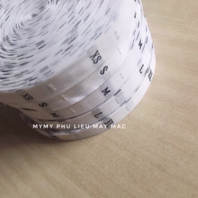 Nhãn dệt size Trắng Đen