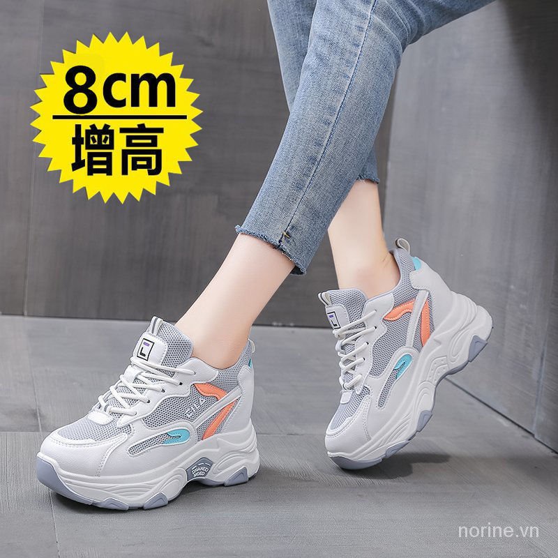 Giày thể thao đế dày 8cm tăng chiều cao màu trắng phong cách thu đông 2021