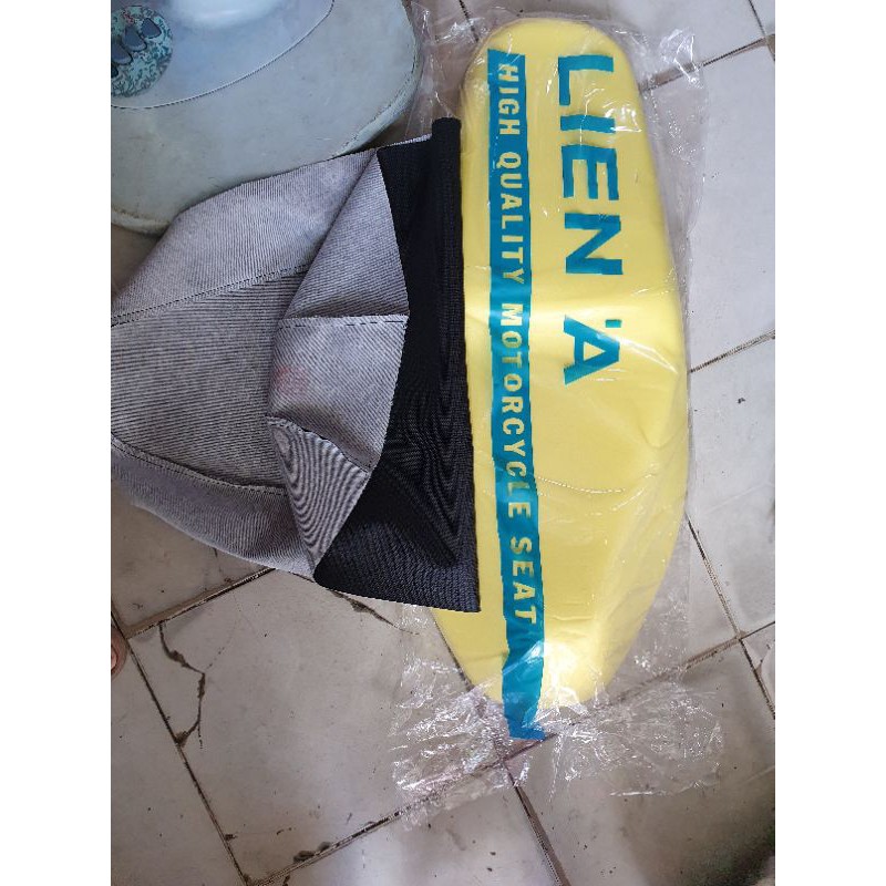 Mút yên xe Wave RSX đầu bò