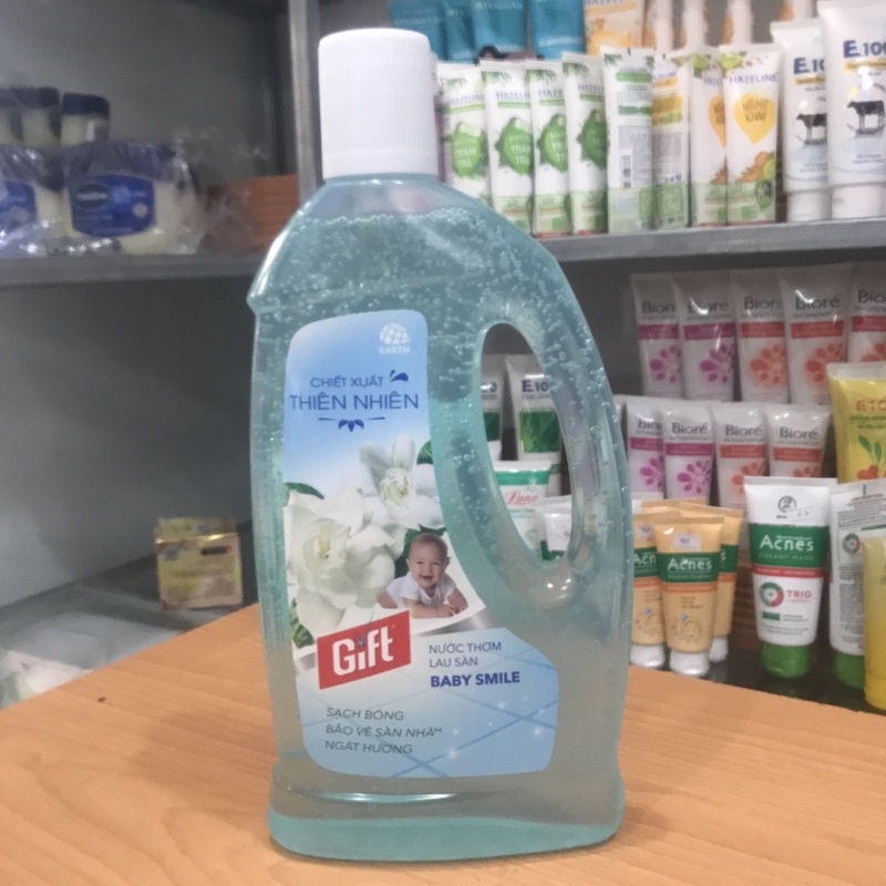 Nước lau sàn nhà Gift Baby Smile hương hoa thiên nhiên chai 1l
