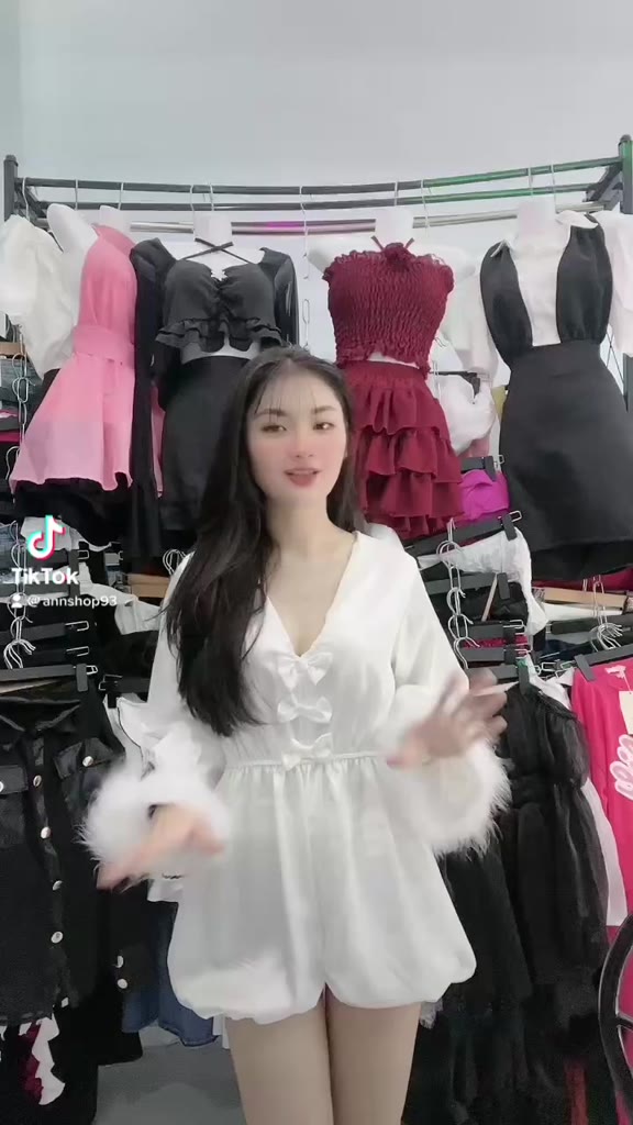 Jum phi thun tay dài phối lông vũ sang chảnh siêu hot- hàng đẹp, jum tay lông chuẩn phom loại 1, jum quần bí thụng đẹp | BigBuy360 - bigbuy360.vn