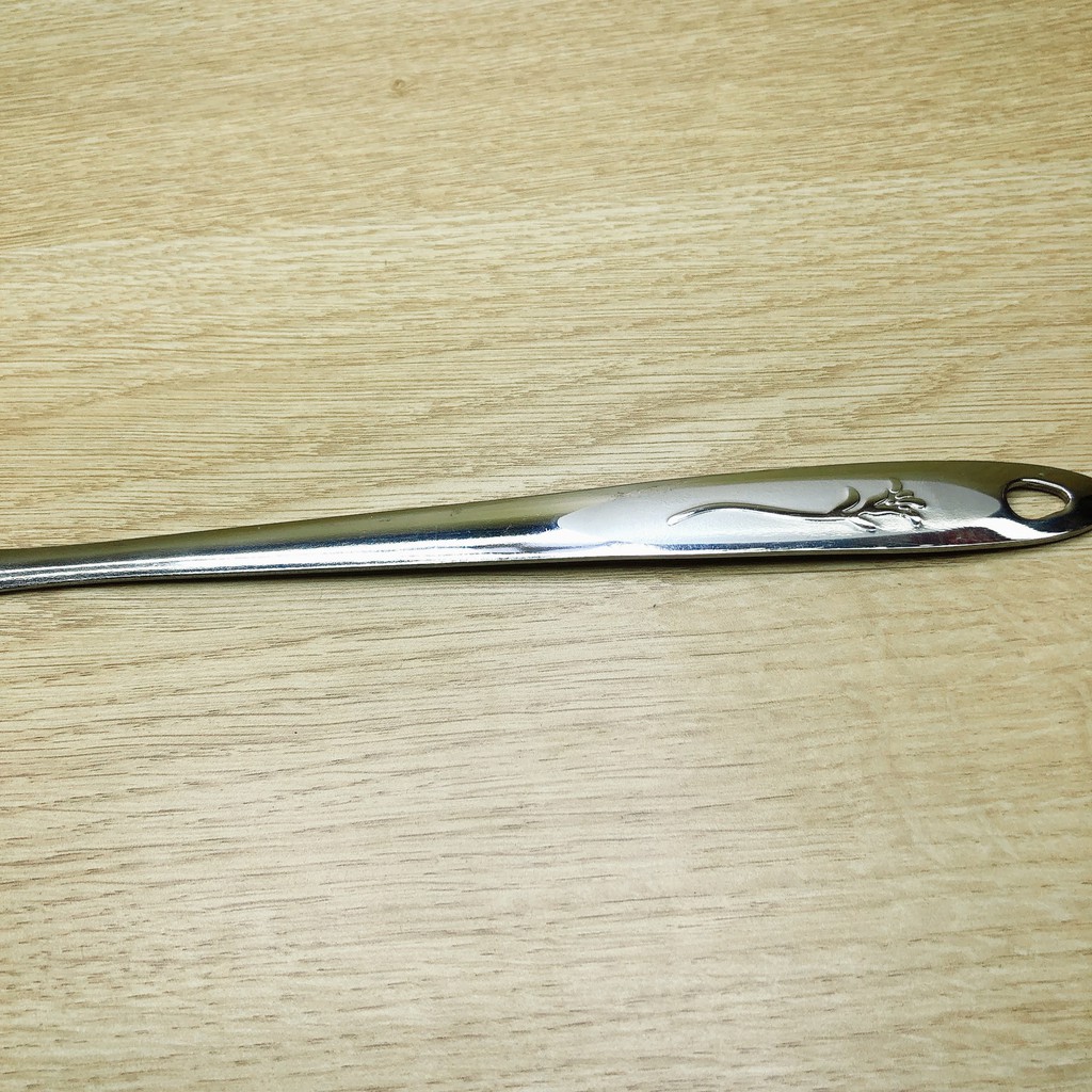 vá canh inox dày size 7cm cán bông