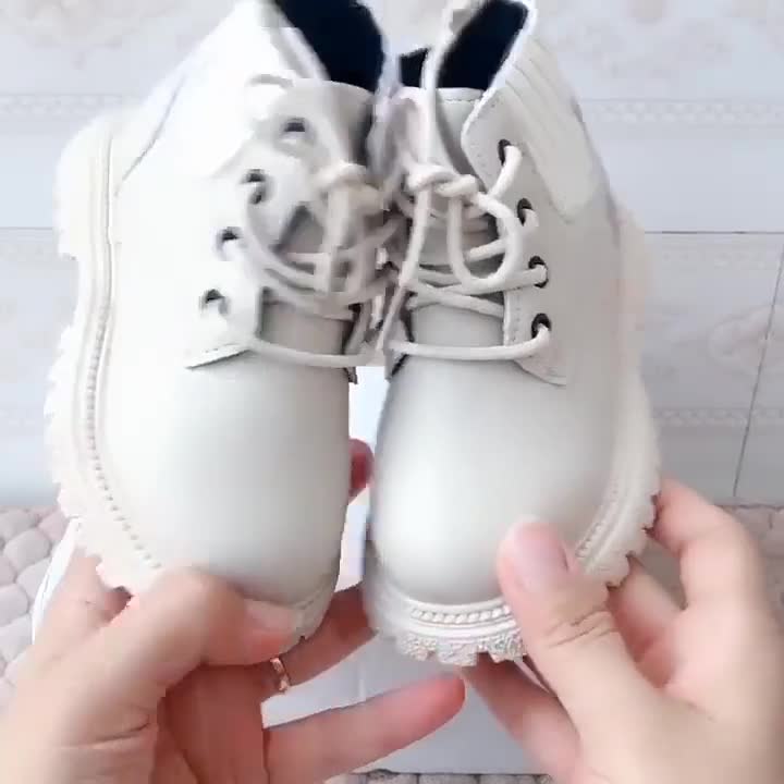 Giày bốt cao cổ trẻ em - Bốt chất da mềm phối dây cổ cách điệu cho bé trai bé gái chống trơn phong cách Hàn Quốc 009
