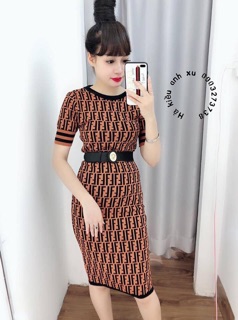Váy len body fendi
