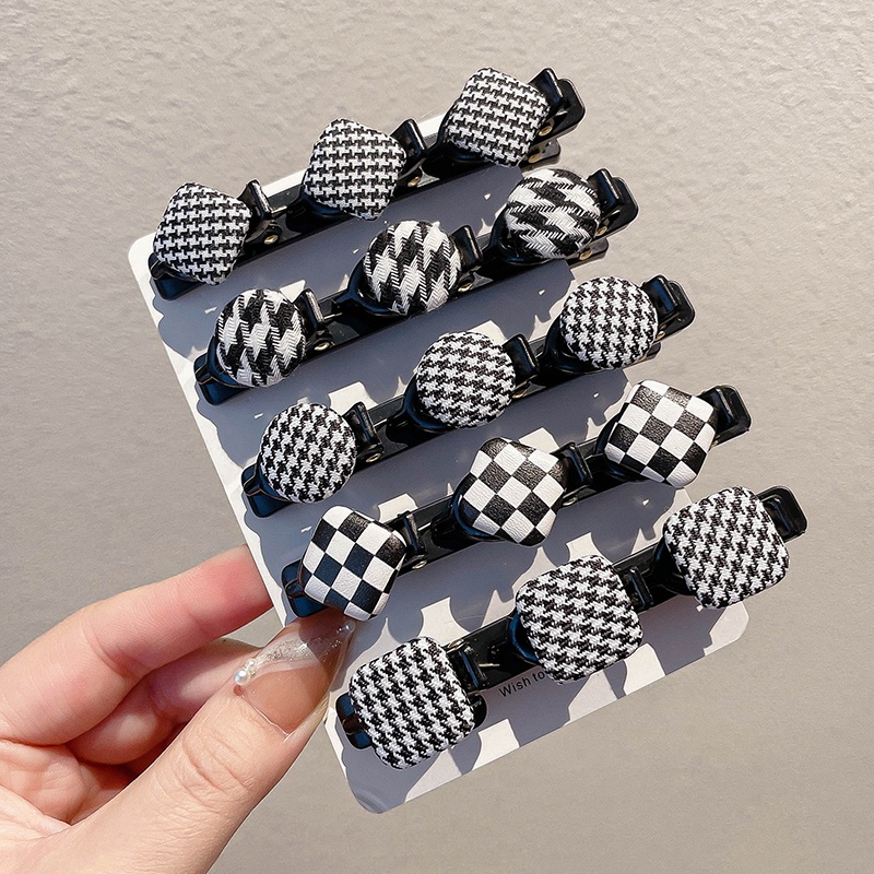 Kẹp Tóc Bện Kiểu Dây Bện Họa Tiết Caro Trắng Đen Cho Nữ