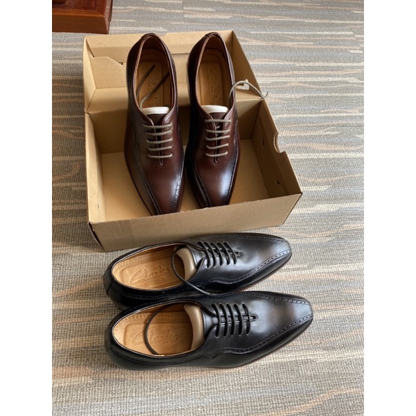 Giày Tây da bò hiệu Clarks