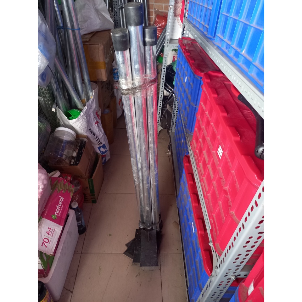 Cuốc nhíp xe cán bằng sắt