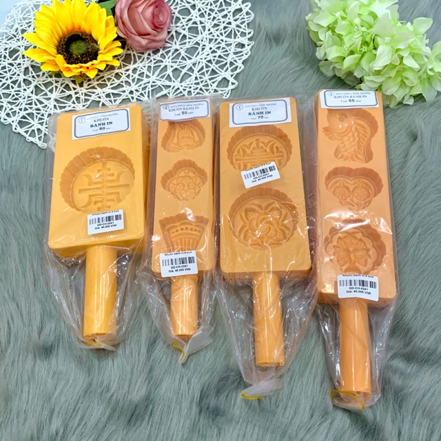 Khuôn làm bánh in nhiều mẫu có 4 size