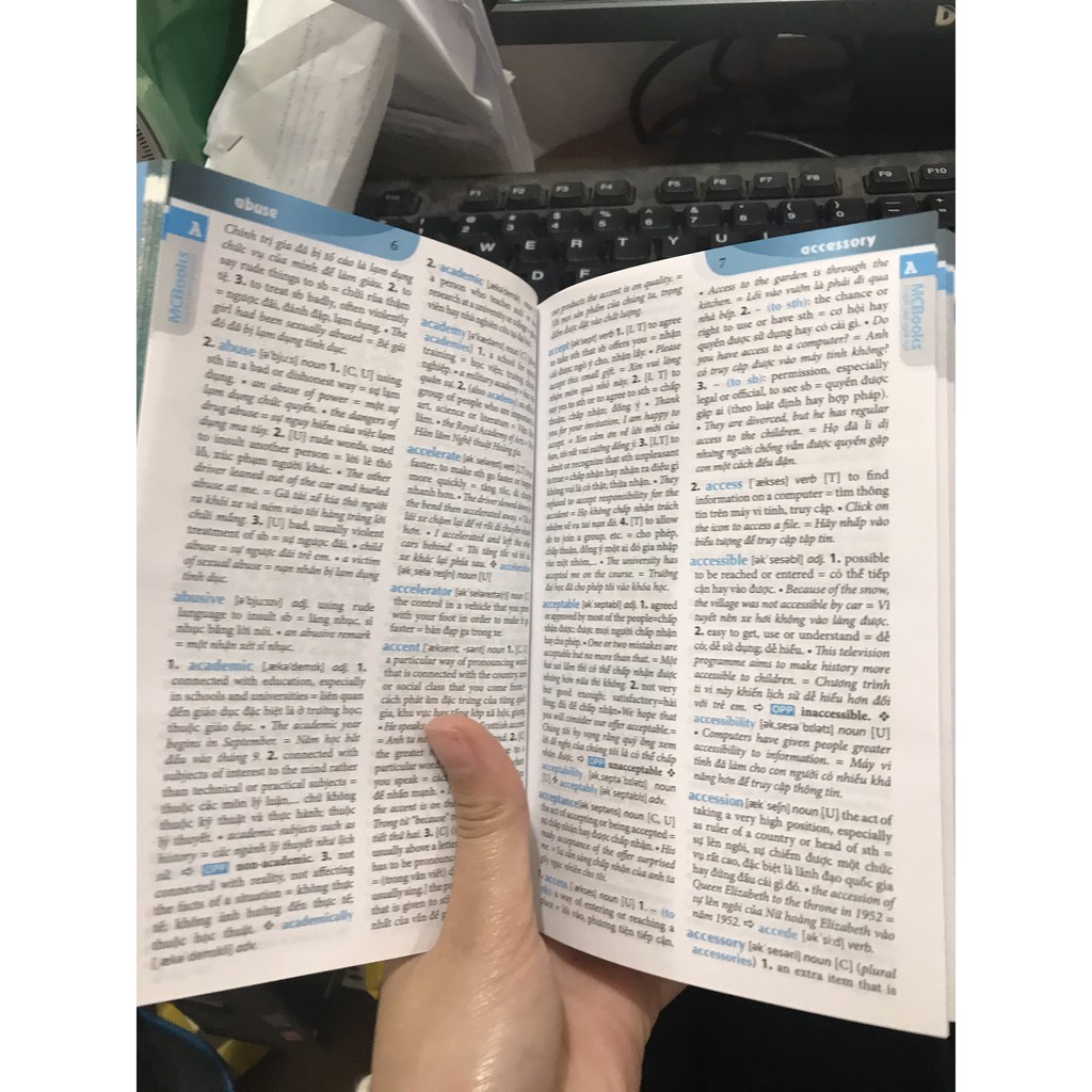 Sách - Từ điển anh - việt