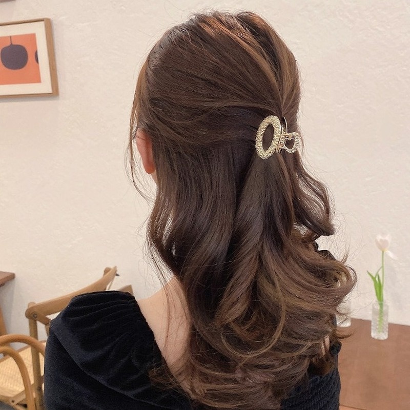Ins Kẹp Tóc Thắt Nút Đính Đá Kim Loại Cổ Điển Thanh Lịch Cá Tính Cho Nữ