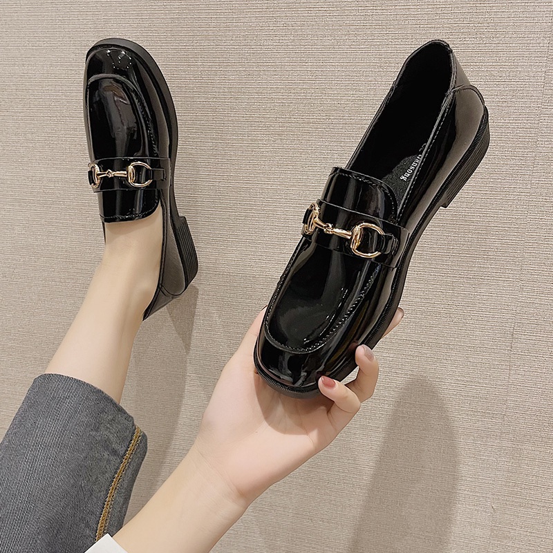 Giày lười da màu đen đế bằng phong cách Retro thời trang mùa hè cho nữ