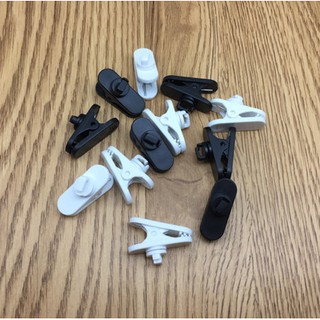 Combo 3 kẹp tai nghe cài áo màu đen