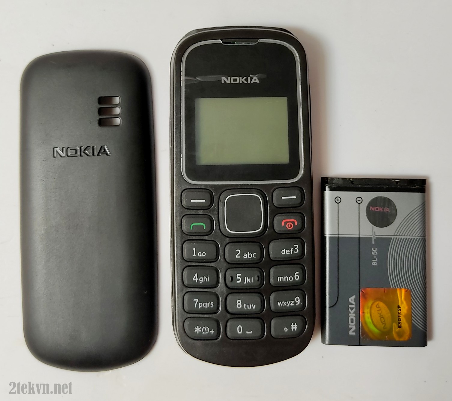 Điện thoại đen trắng Nokia 1280,dùng làm máy phụ