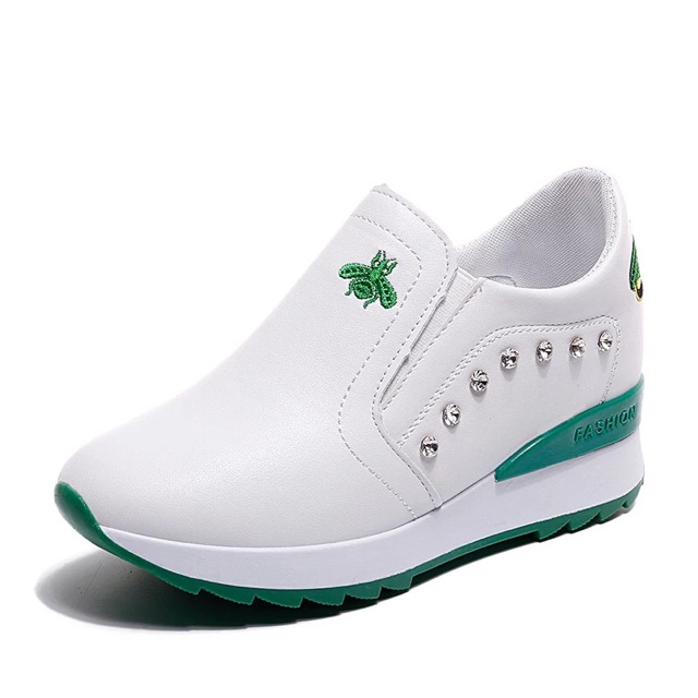 Giầy đế bằng thể thao