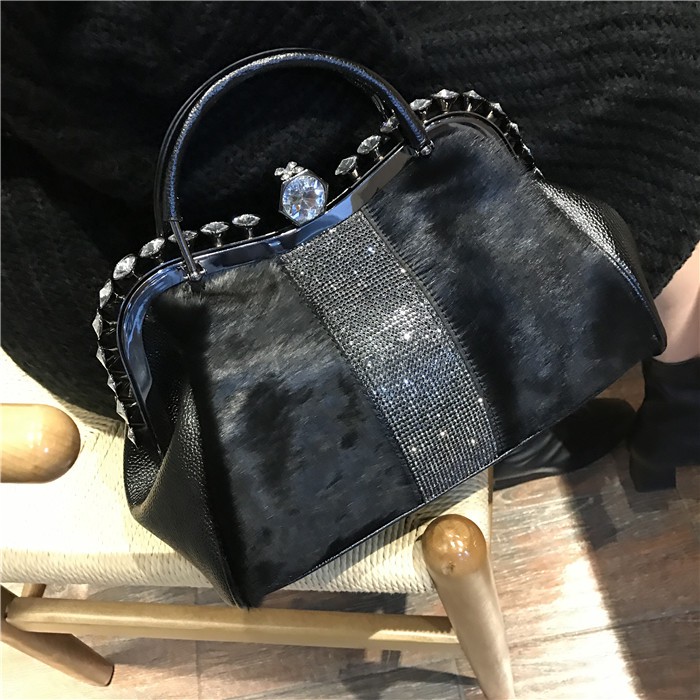 Túi xách da bò đính đá tinh tế sang trọng (hàng oder 9-13 ngày)