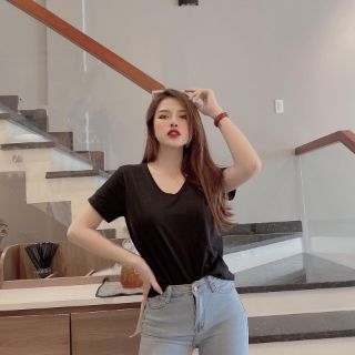 Áo phông nữ gap cổ tim