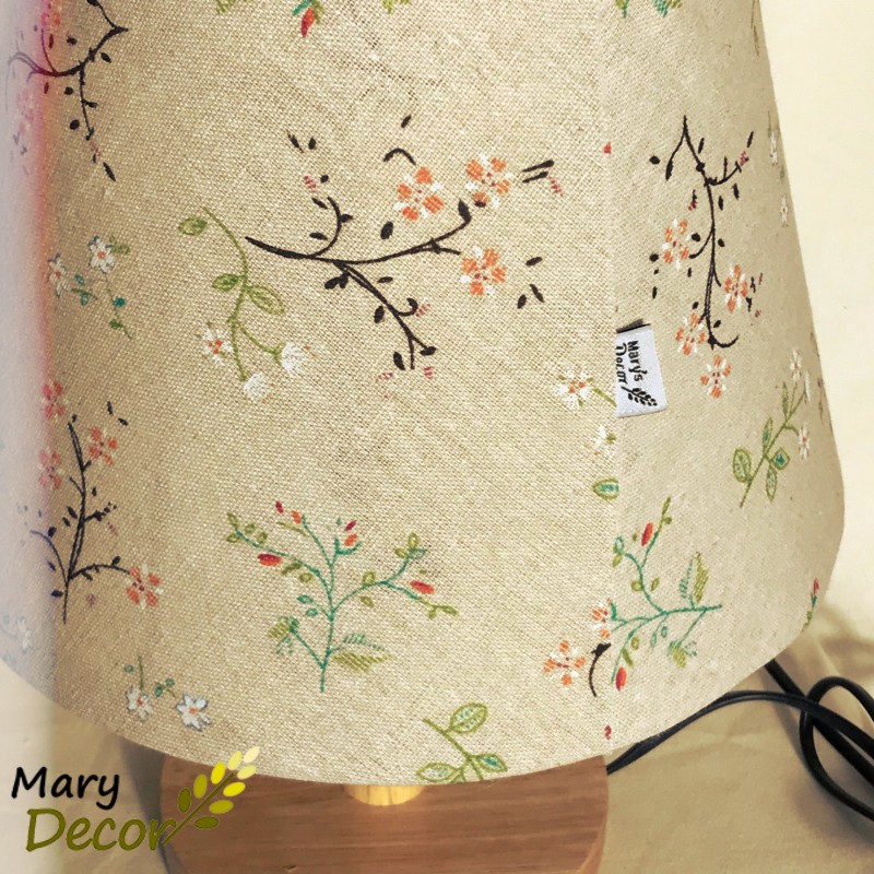 Đèn ngủ để bàn Mary Decor, đèn bàn trang trí chóa vải bố linen DIY, chân gỗ vintage - DÂY HOA NHÍ -DB-G03