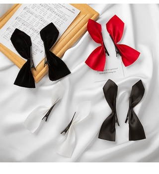 Blackbowredheadwearhairpin