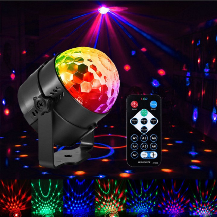 đèn led sân khấu vũ trường xoay theo nhạc 7 màu có kèm điều khiển từ xa kiểu màu