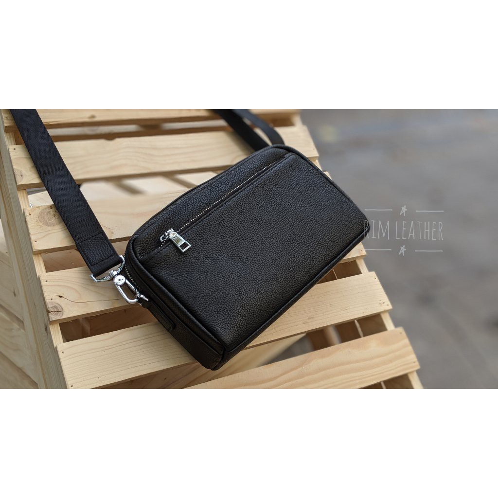 Clutch Cầm Tay Da Bò Đen Khóa Zip Nổi Bật