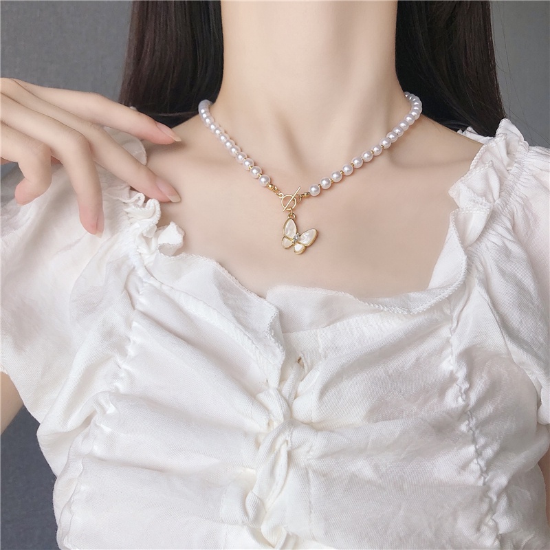 Dây chuyền mặt bướm đính ngọc trai sang trọng