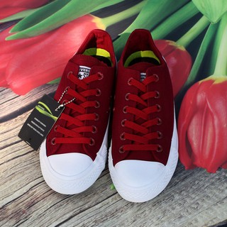 Giày Sneaker Chuck 2 Đỏ Đô Nữ Cổ Thấp ZRF